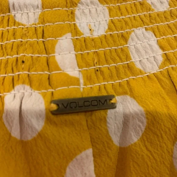 EUC VOLCOM Newdles Womens Shorts Sz S (4-6) read description! worn once!! - Picture 12 of 14